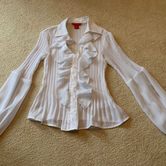 White blouse - Picture 3 of 4